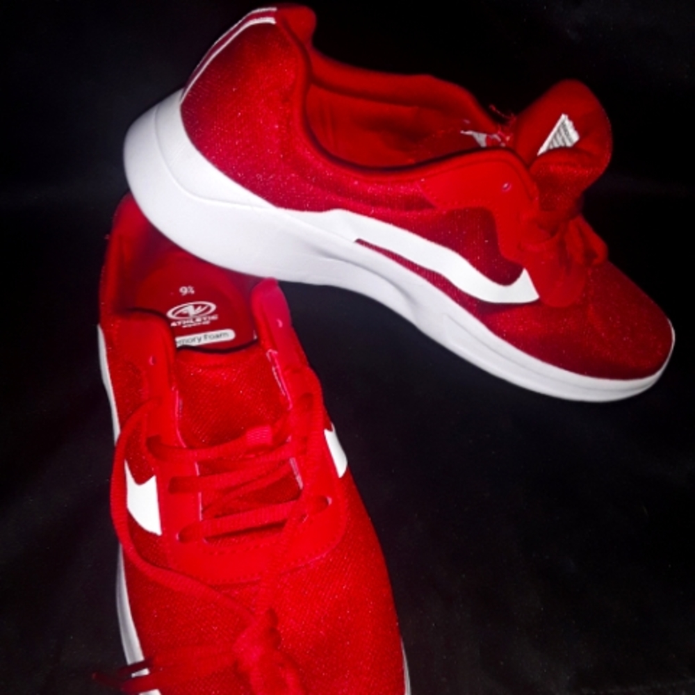 Women's athletic shoes